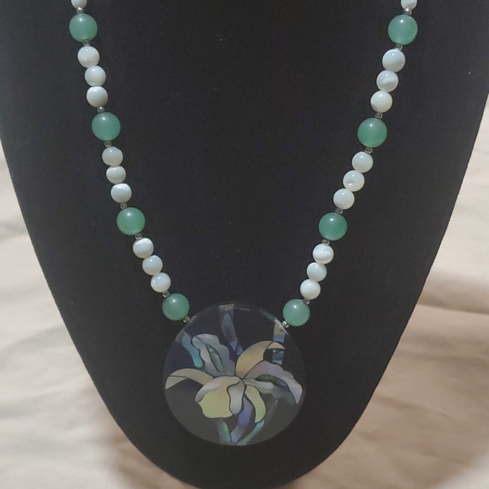 Ladies Necklace